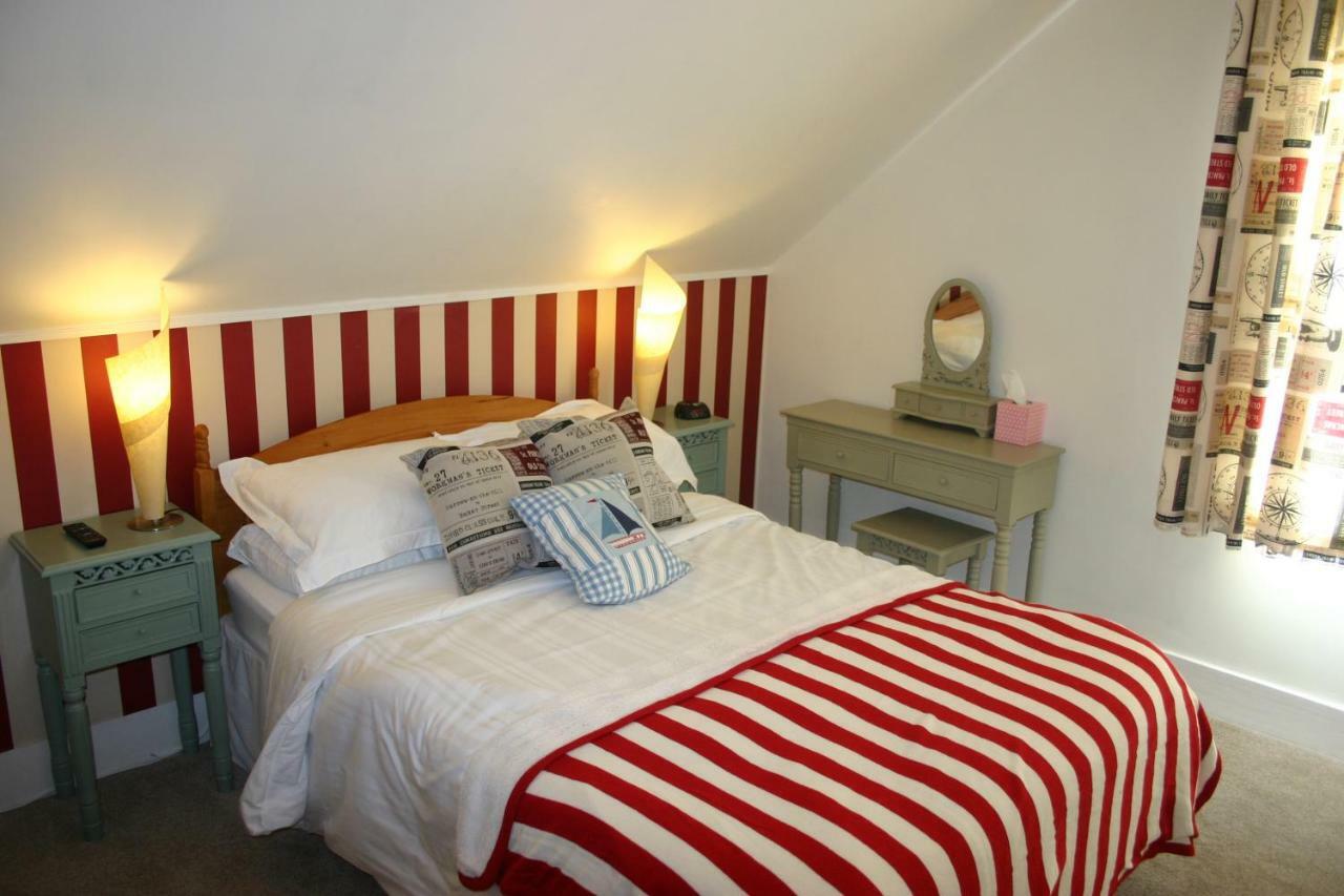Cambridge House Guest House Истбурн Номер фото